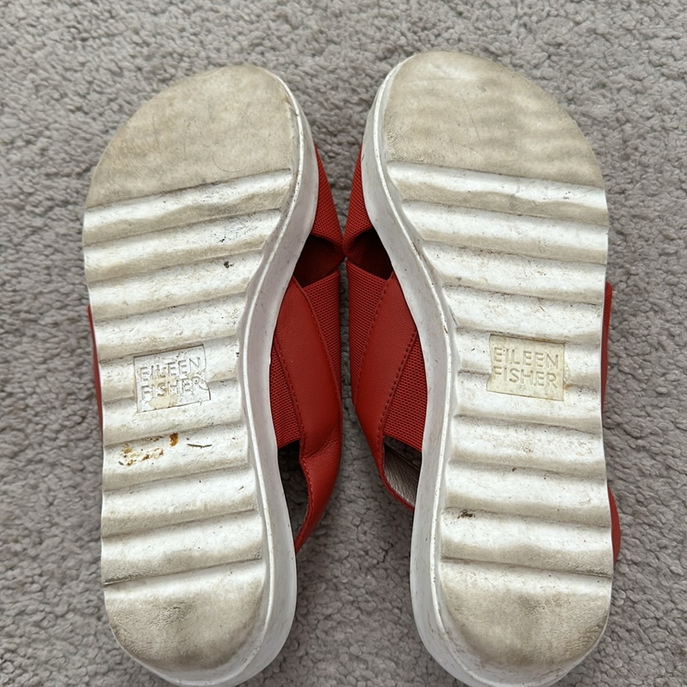 Eileen Fisher red sandals - Picture 4 of 5
